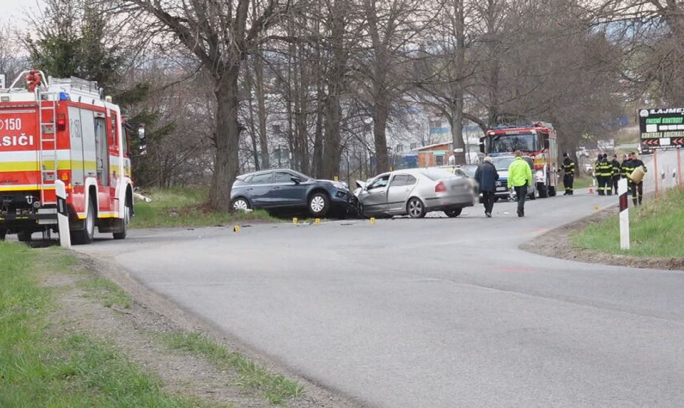 Predbiehanie skončilo tragédiou: V Poprade zomrel vodič (54†) pri čelnej zrážke