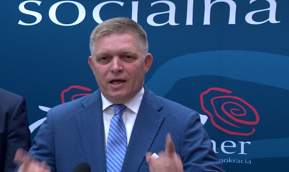 NAŽIVO: Smer-SD k vyšším bankovým odvodom