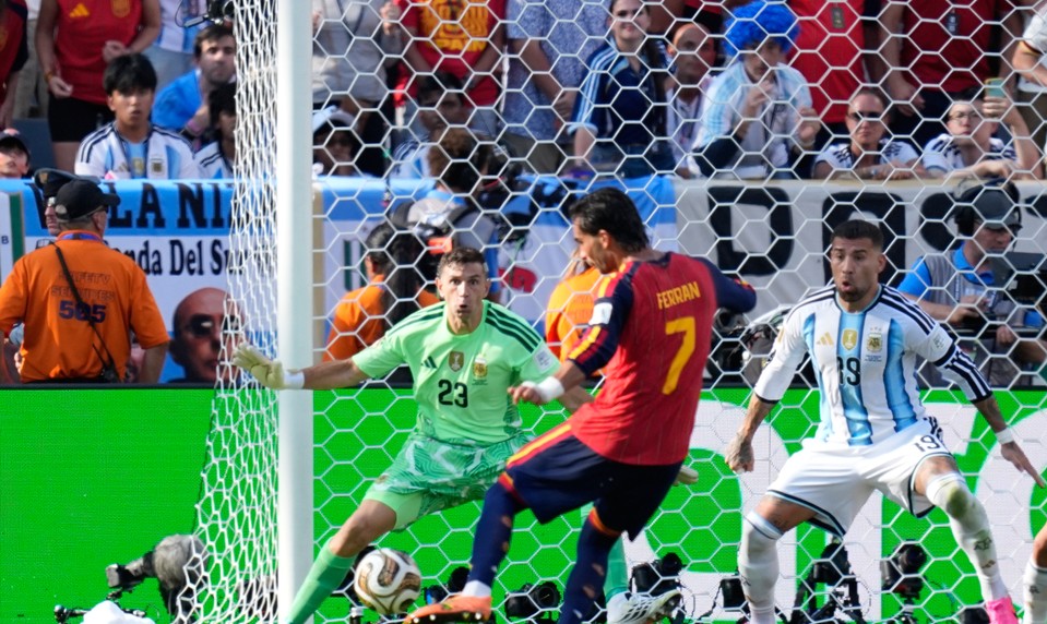 Oslabená Argentína padla v predĺžení, Španieli sú MAJSTRI SVETA