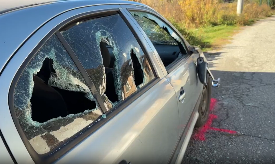 V osade zrazili 5-ročného chlapca: Vodič ušiel pred davom so sekerami