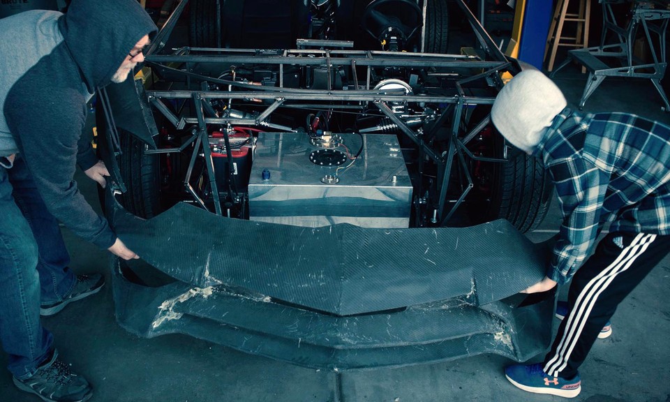 Lamborghini Aventador stavaný 3D tlačiarňou 