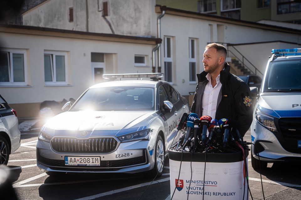 Rezort vnútra predstavil nový dizajn policajných áut