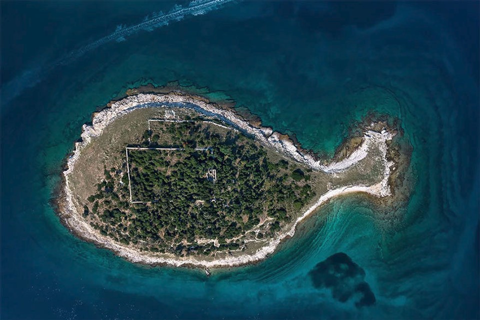 Chorvátsky ostrov v tvare ryby