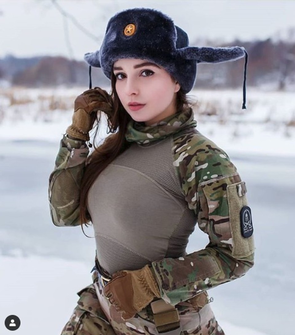 Ruské krásky v uniforme