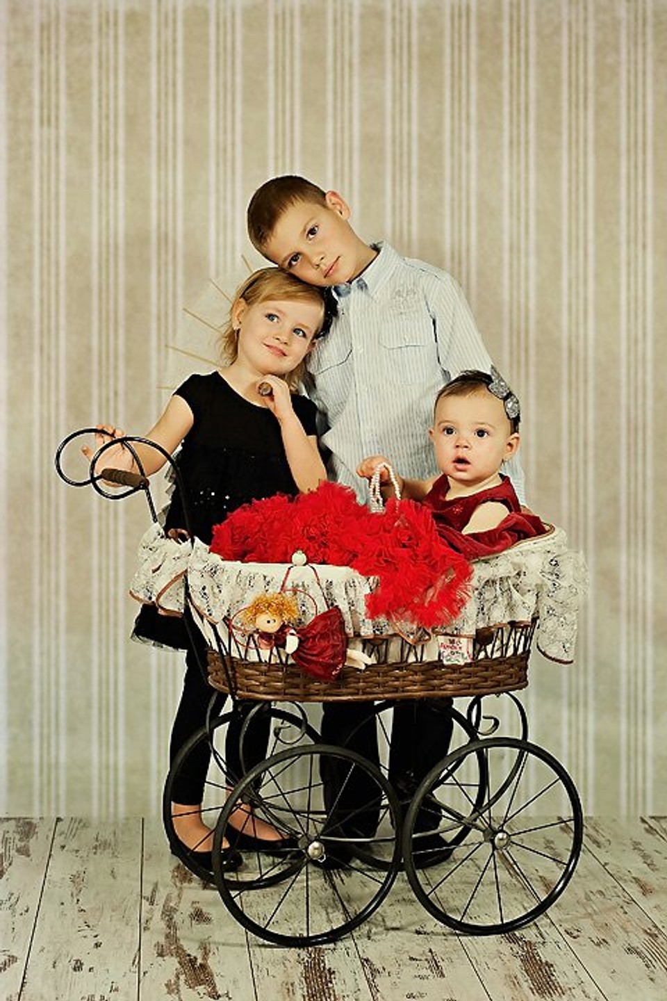 karolina,andrej,sara