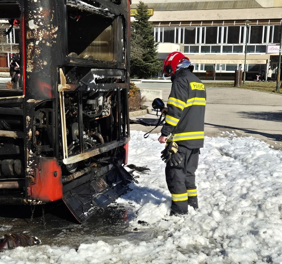 poziar autobusu 2