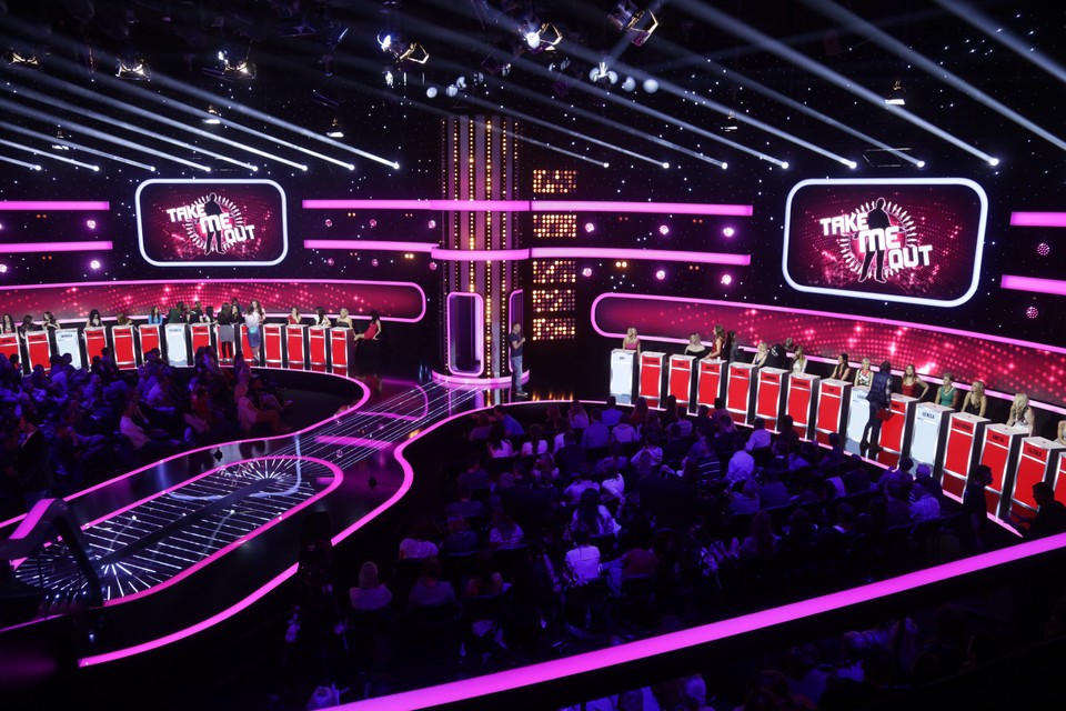 Take Me Out - scena