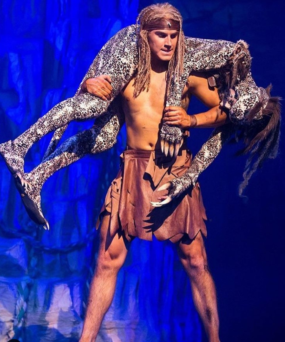 David Gránský v predstavení Tarzan