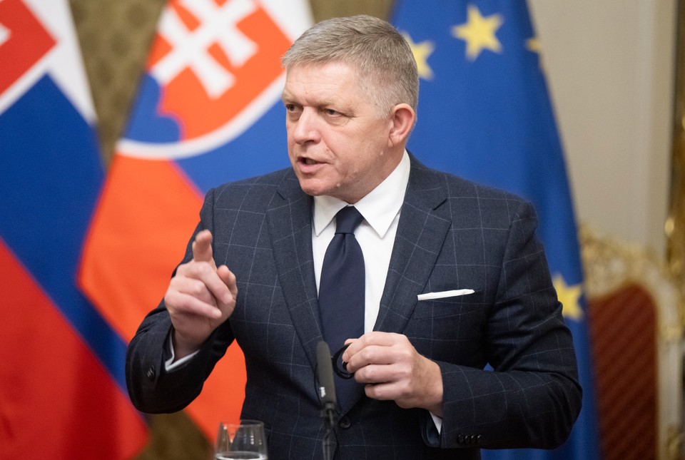 Robert Fico ilu