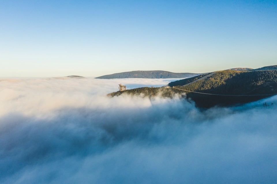 Visutý most cez údolie na Dolnej Morave - Sky Bridge 721