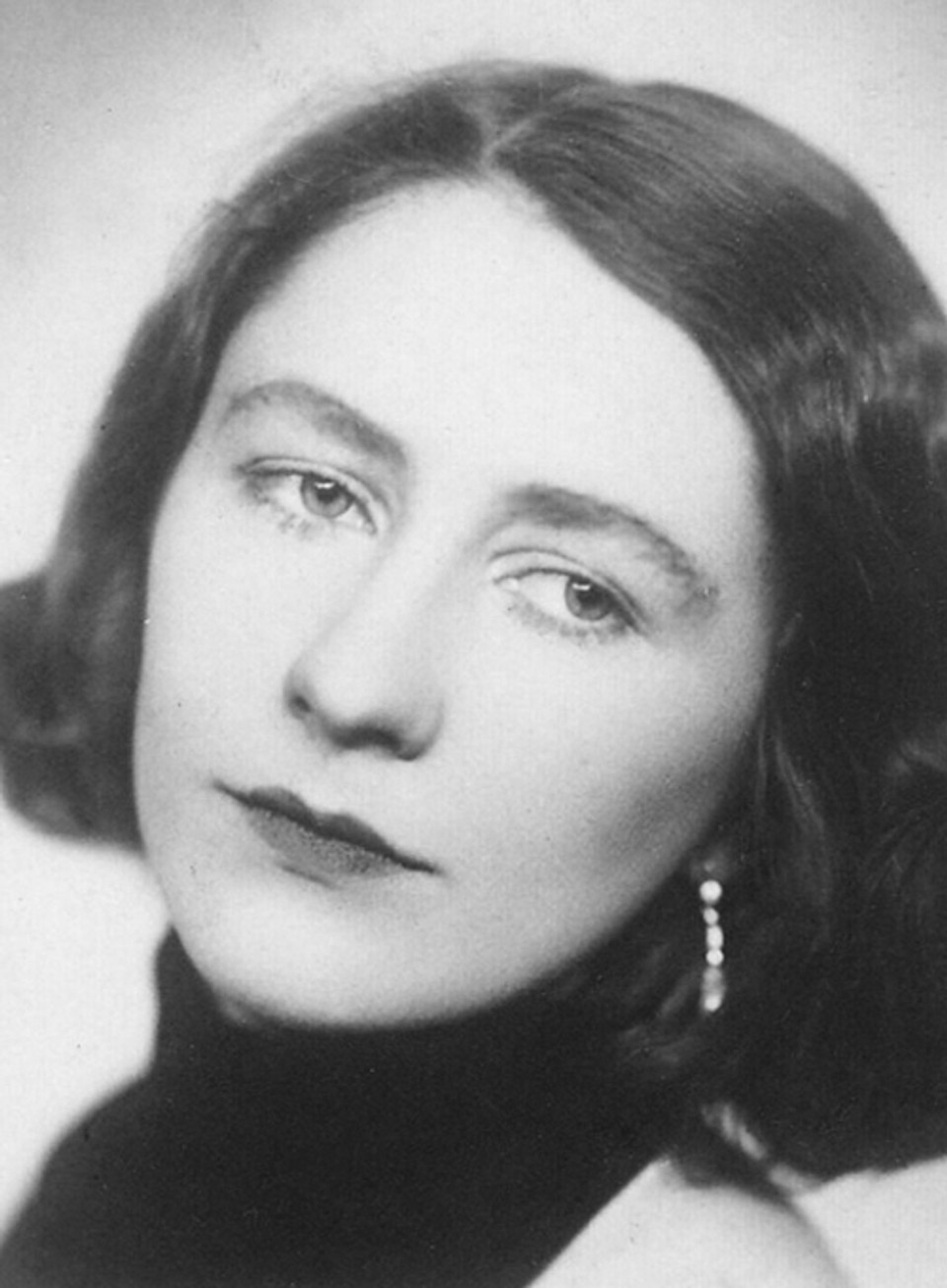 Vilma Jamnická (* 13. november 1906 – † 12. august 2008)