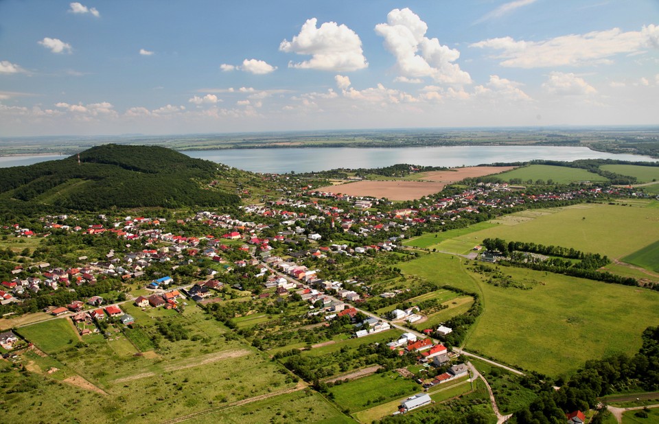 obec Vínne