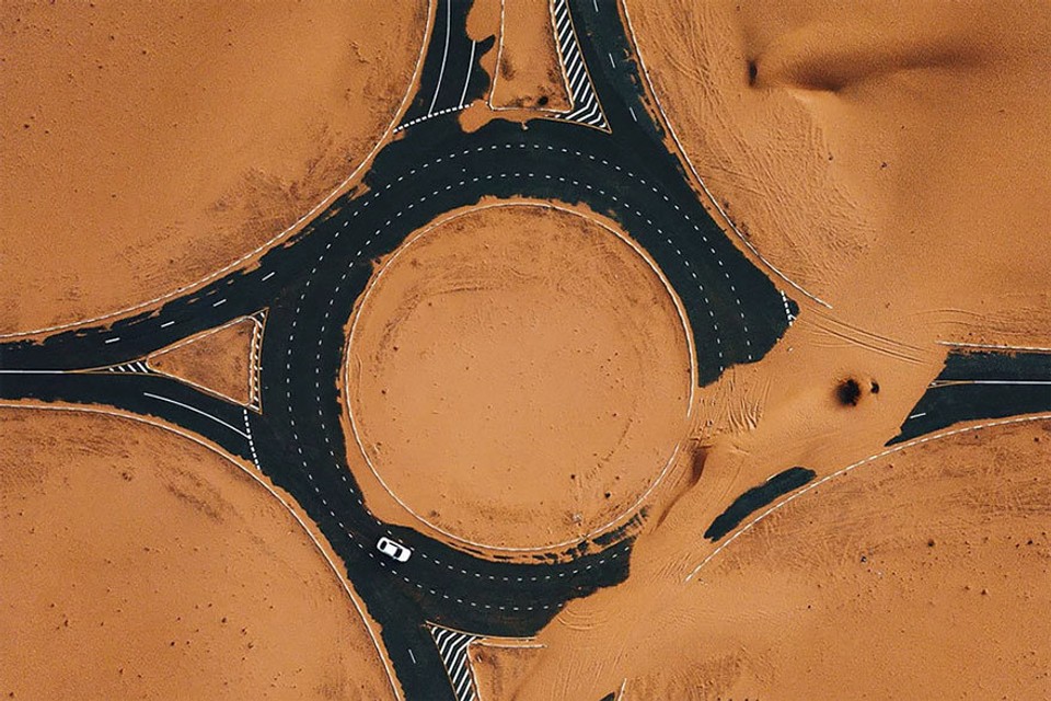 Neslávne známa Half Desert Road, Dubaj