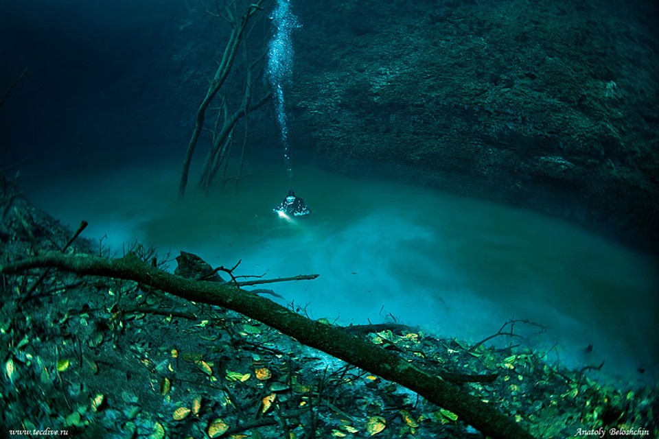 Cenote Angelita - Podvodná rieka v Mexiku