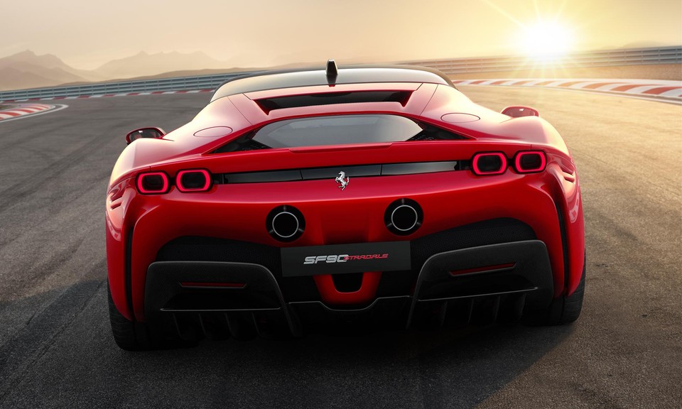 Ferrari SF90 Stradale 