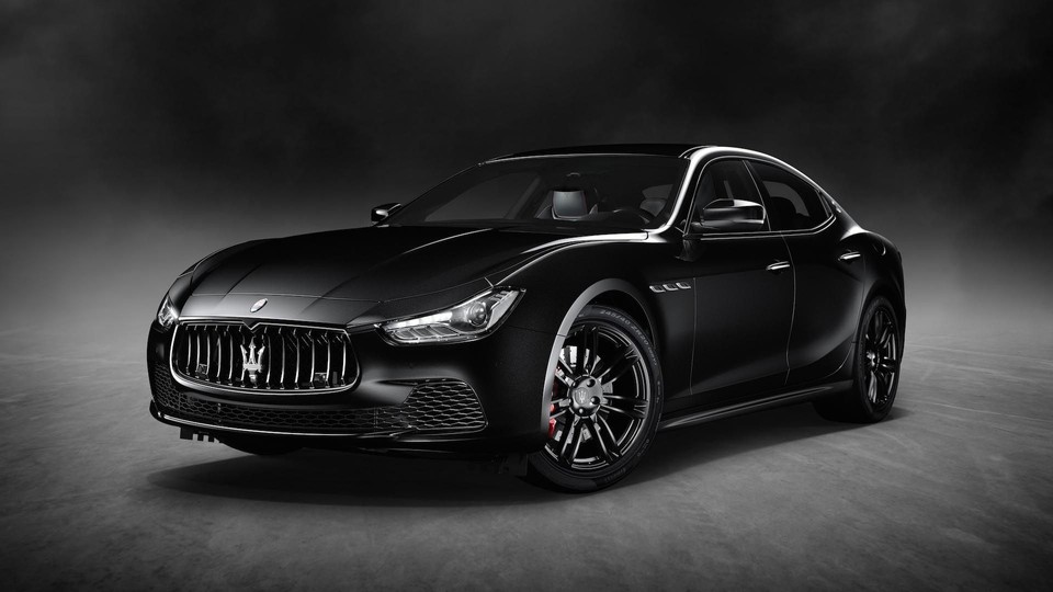 Maserati Ghibli Nerissimo