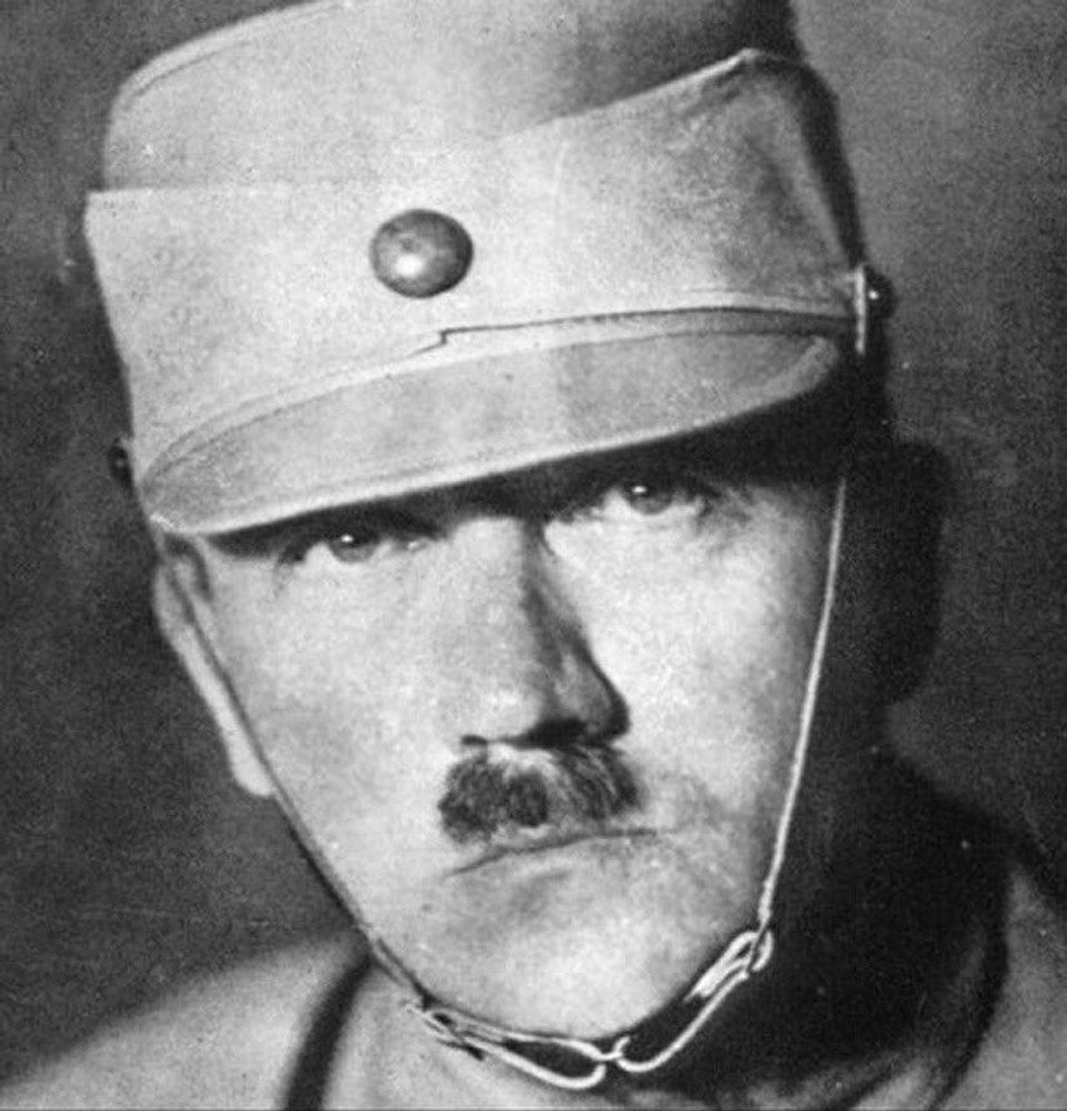 Nevydané fotografie Adolfa Hitlera