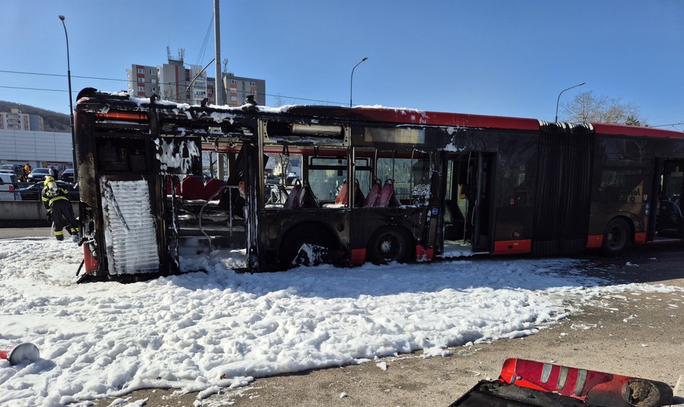 poziar autobusu 4