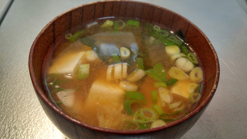 Tradičná japonská polievka Miso (1)