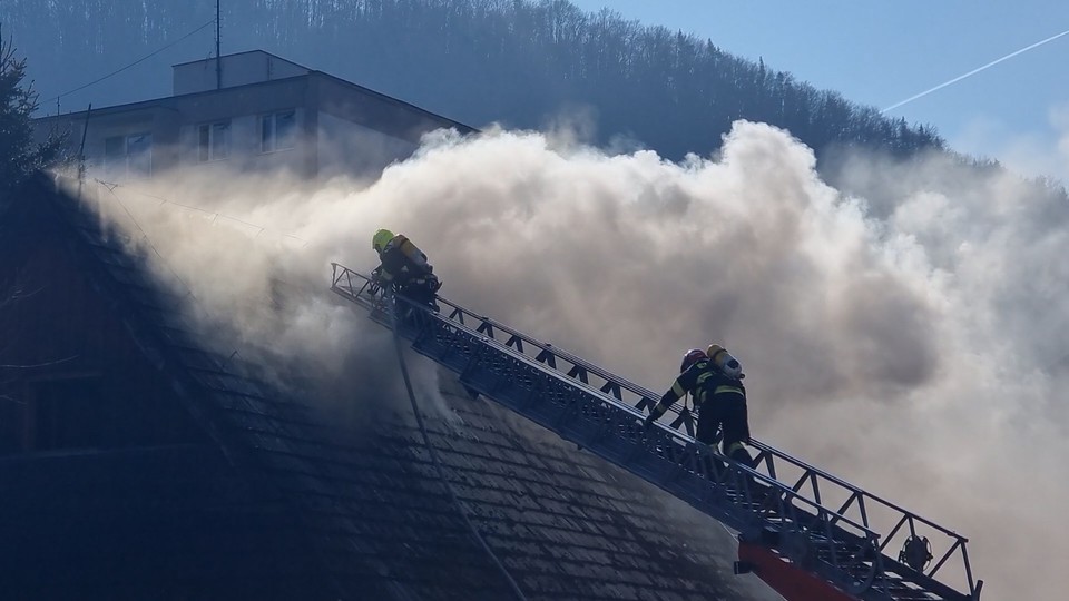 poziar koliby banska bystrica