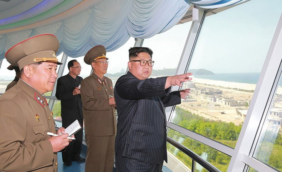 Kim Čong-un na kontrole svojho rezortu
