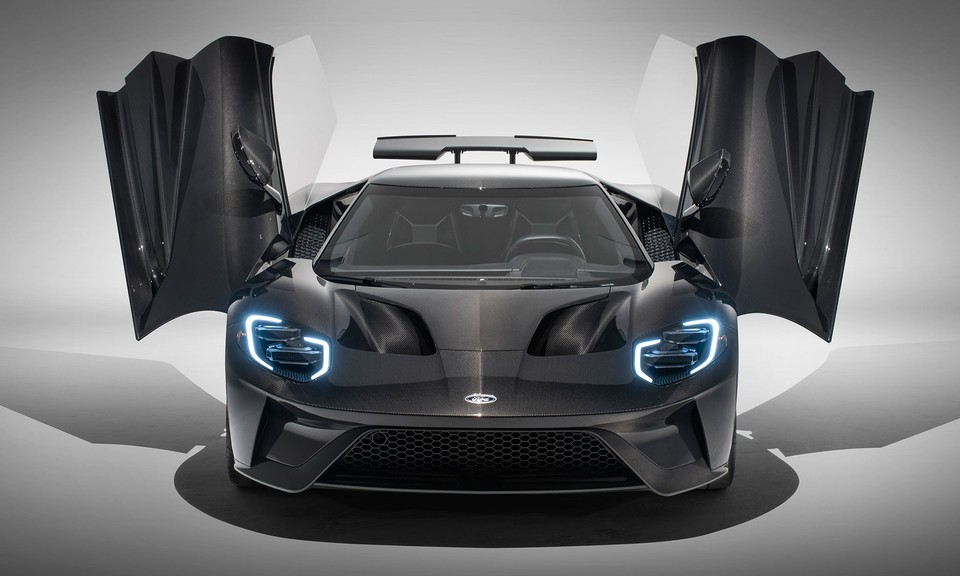 Liquid Carbon Ford GT