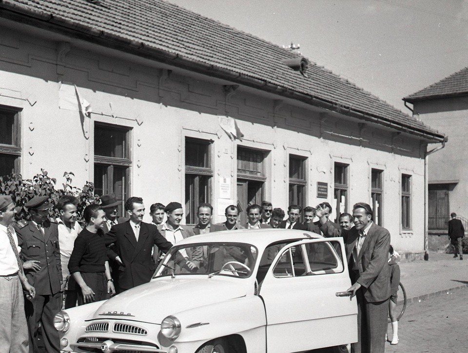 500 km slovenských: od odvážnych pretekárov po putujúce múzeum na kolesách