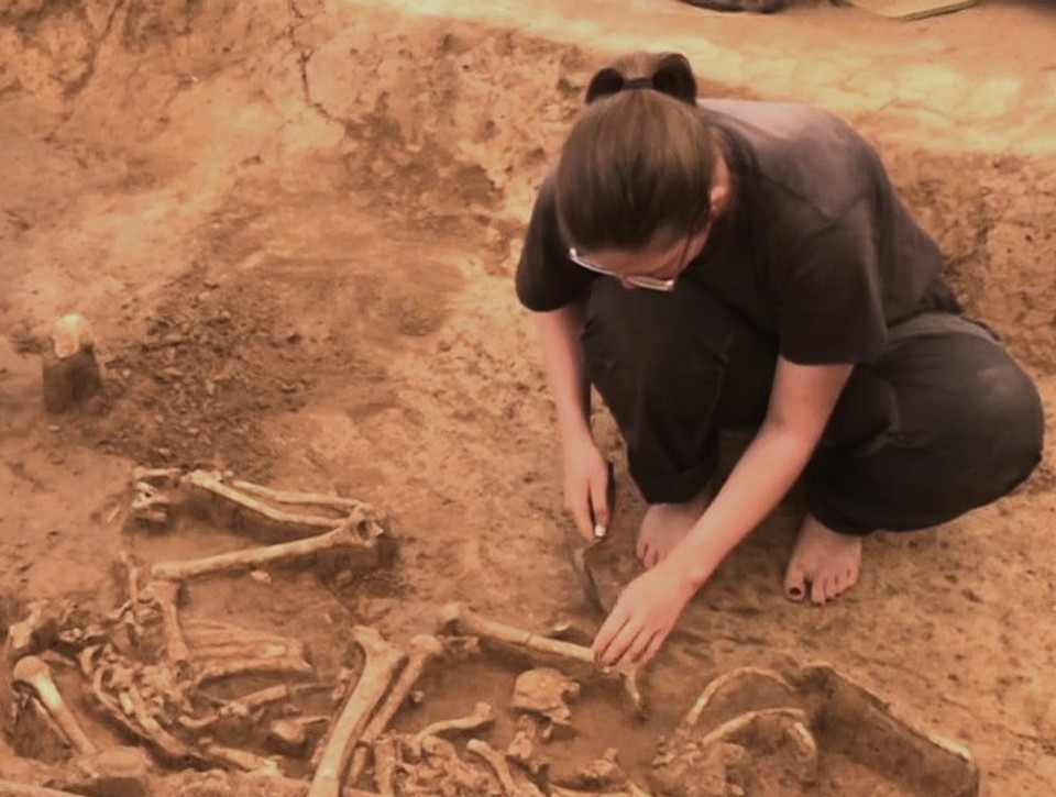 Výnimočné praveké sídlisko objavili na poli pri Vrábľoch. Kedysi tu stálo 320 dlhých domov. No to nie je to najzaujímavejšie.