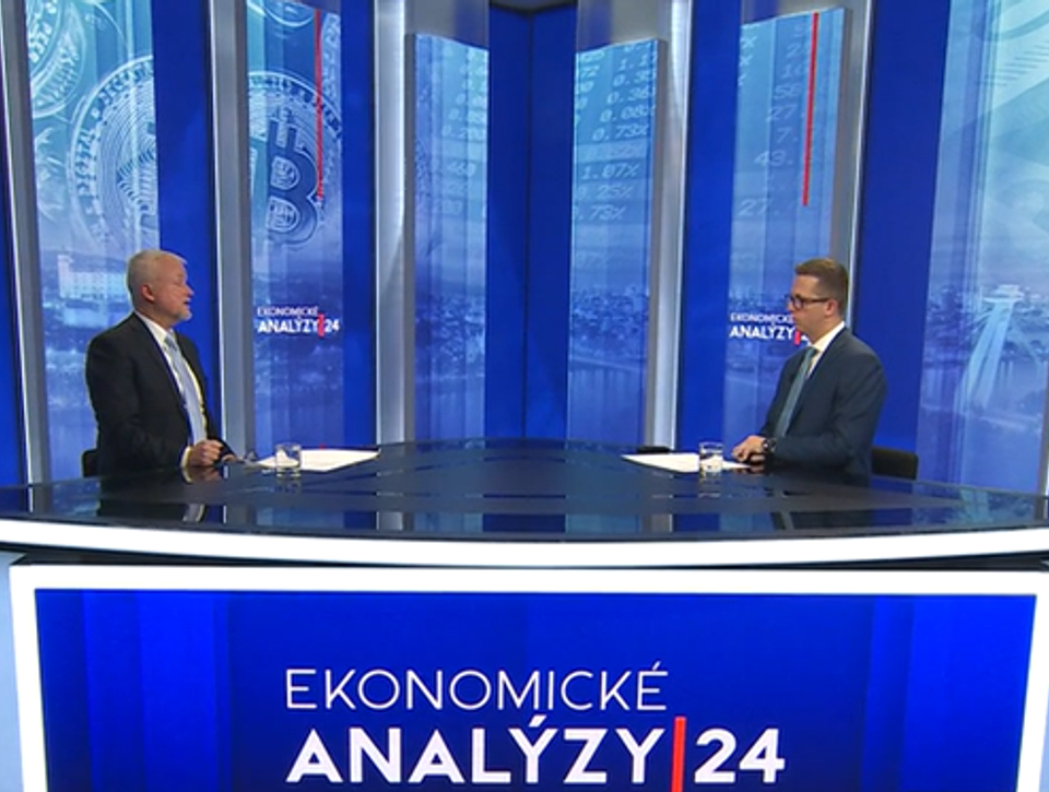 Rok prekvapení na finančných trhoch: Akcie rástli, recesia sa nekonala a umelej inteligencii sa darilo