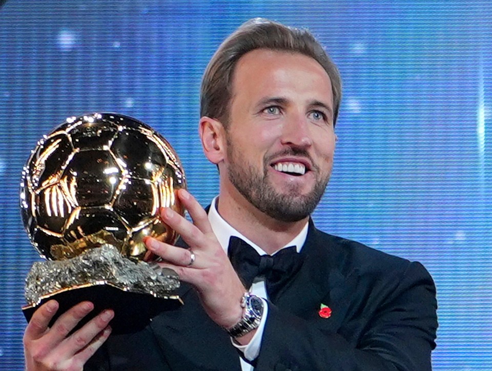 Nie je majstrom sveta ani víťazom Ligy majstrov. KANE ale zaslúžene so Zlatou loptou