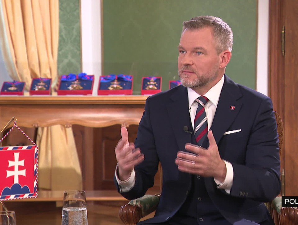 Pellegrini v Politika 24: Ak premiér hovorí o veľkom bielom koni, hovorme o vode a jadrovej energii