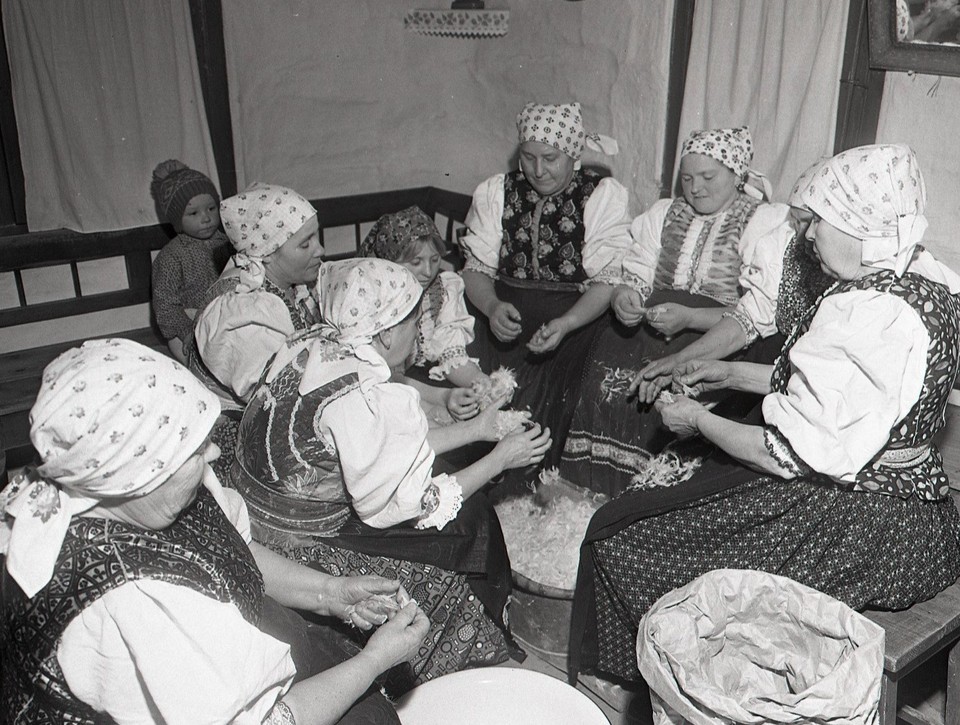 Zimné večery pri perí: Tradícia, ktorá na Orave stále žije