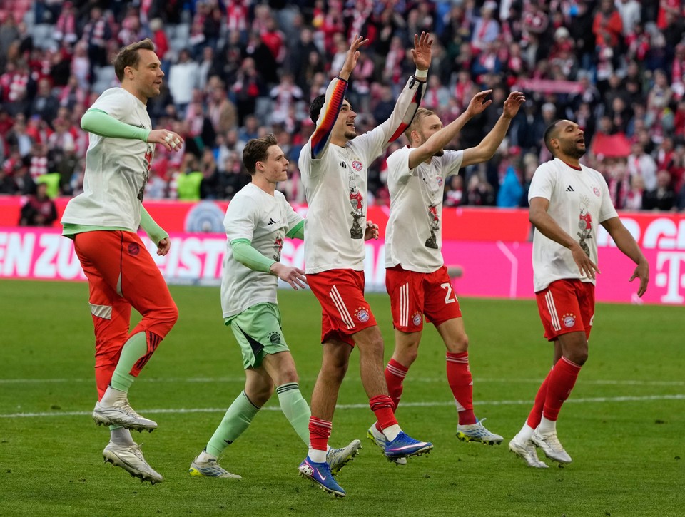 Suverénny BAYERN oslavuje 35. nemecký titul