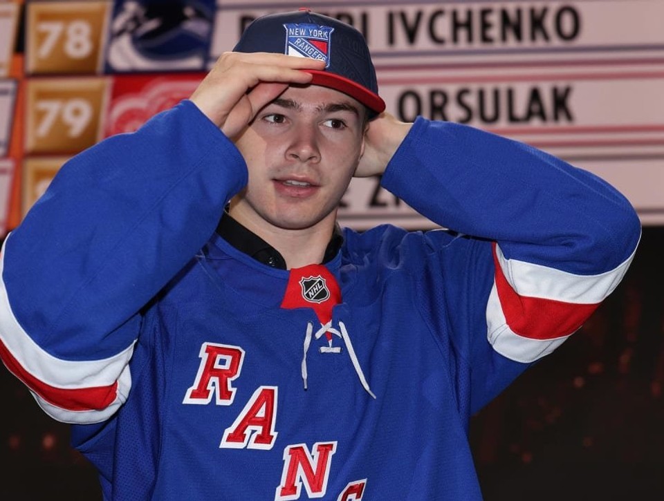 CHRENKO sa pôjde ukázať do New Yorku, zabojuje o miestenku v NHL