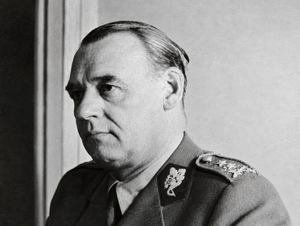 NEUMLČANÍ: Rudolf Viest – generál, ktorého príbeh chceli prepísať