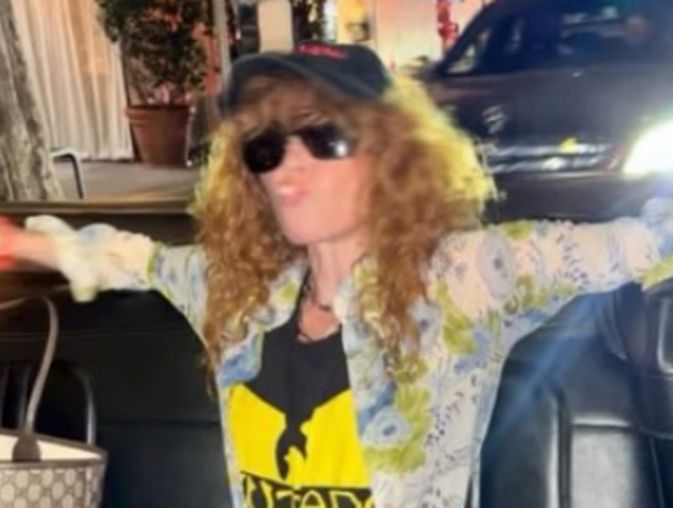 Škandál v lietadle: Známa herečka spôsobila meškanie, napokon ju museli vyviesť!