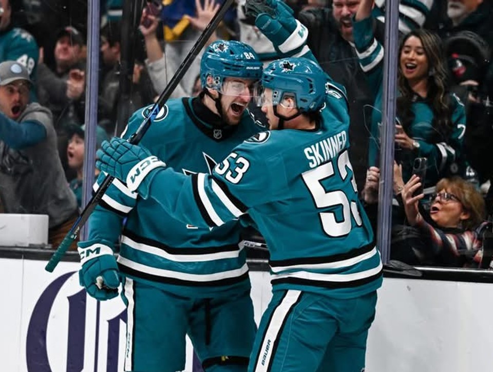 REGENDA skóroval, SLAFKOVSKÝ asistoval