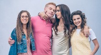 Karolina Kubankova, Marcel Ochranek, Kristina Greppelova, Petra Dubayova Stasta rybka