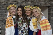 Víťazky Miss Slovensko 2018 a riaditeľka Miss Slovensko Karolína Chomisteková