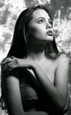 Angelina Jolie mini4