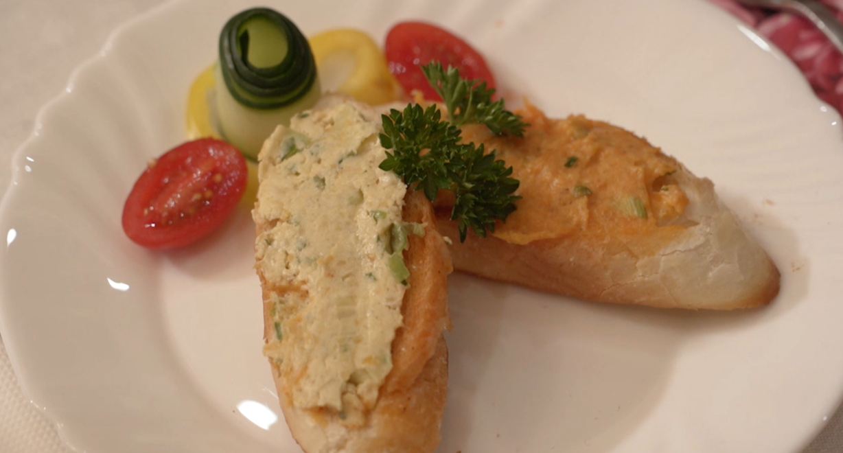 Predjedlo: Viacfarebná stavba