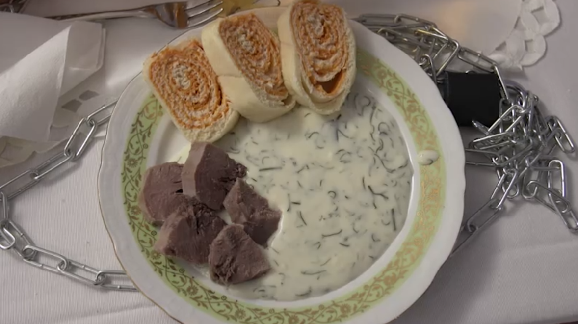 Hlavné jedlo: Vyplazte jazyky!