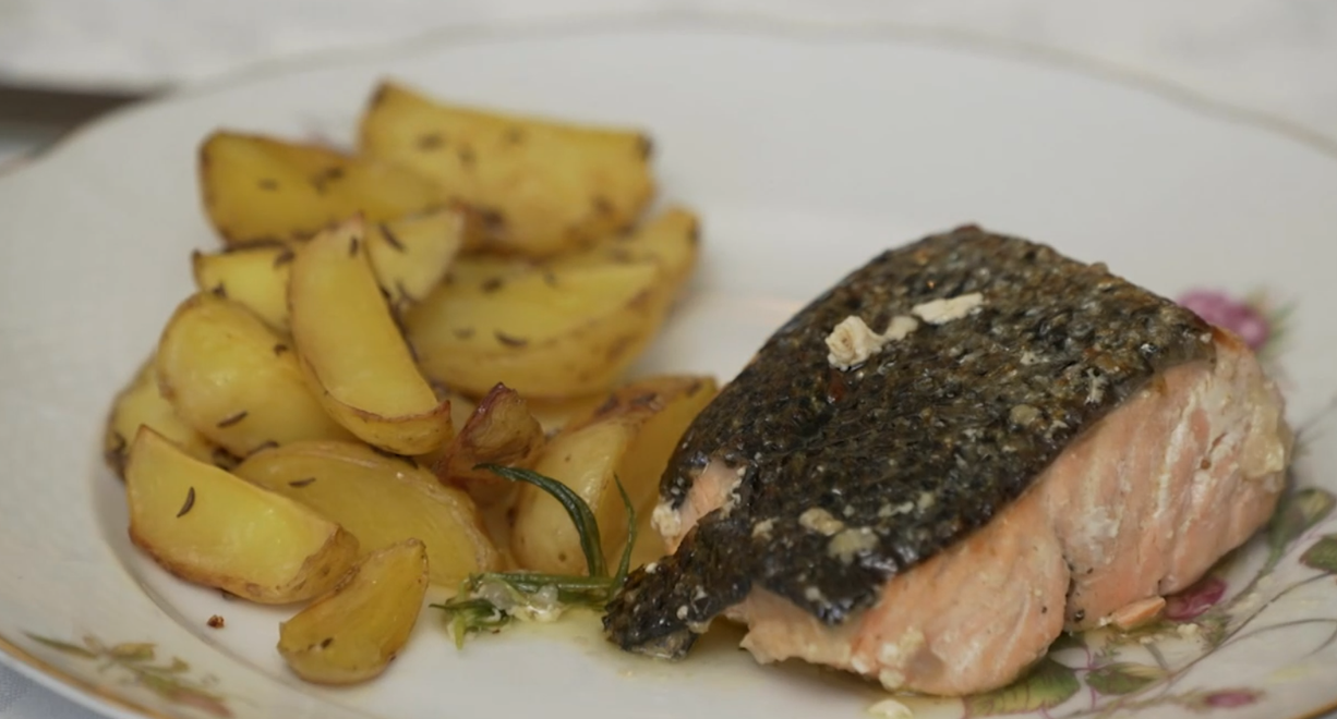 Hlavné jedlo: Super bájo s tetovačkou