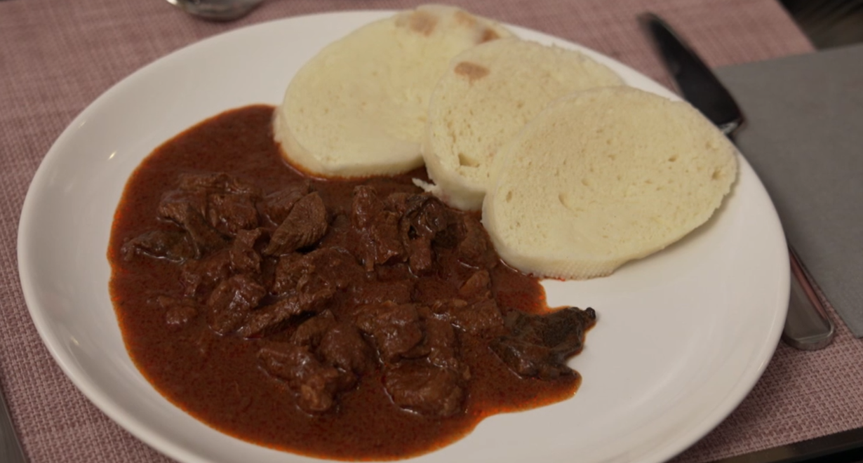 Hlavné jedlo: Pokrm Slovensko – Maďarsko židovského priateľstva