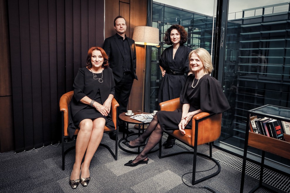 Televízie JOJ a Prima nakrúcajú nový spoločný seriál Vytoč môjho agenta, ktorý sľubuje brilantne obsadenú dramedy