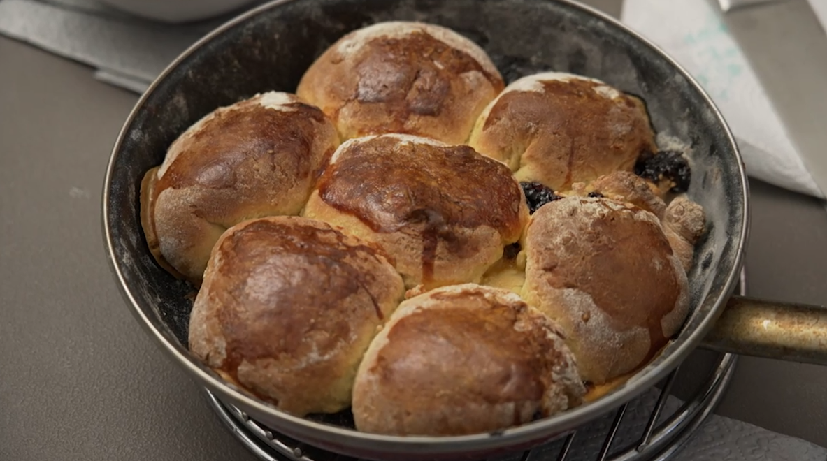 Dezert: Českej Honza ukrad něco z babinčinej pece