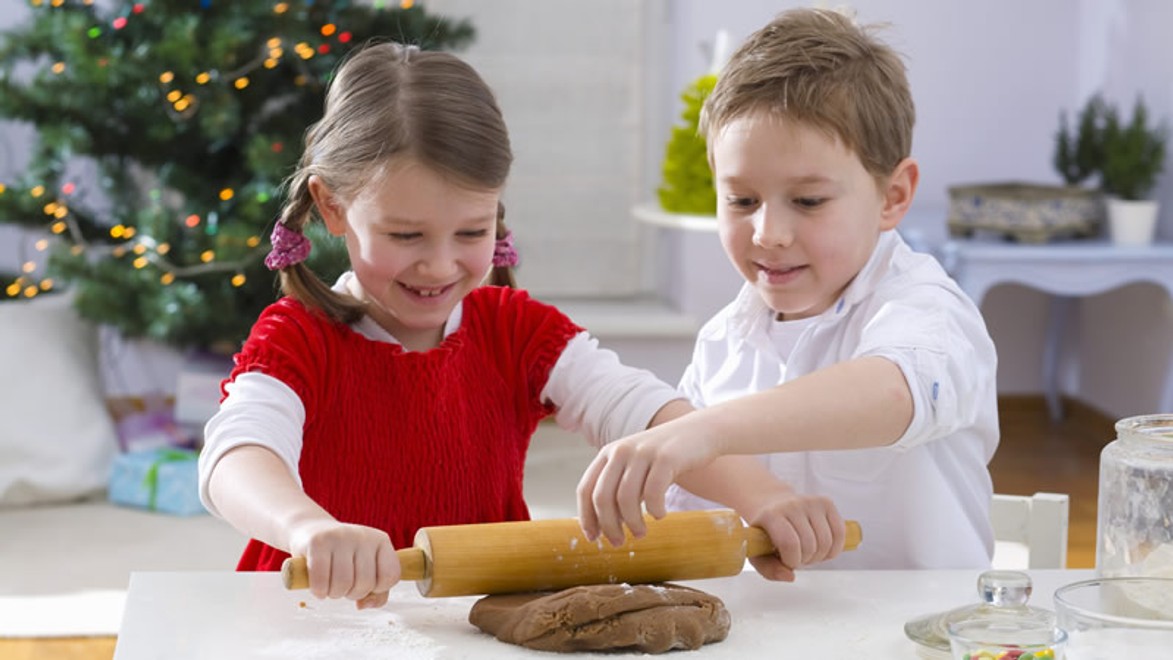 Vianočné prípravy s deťmi: Zábava aj katastrofa