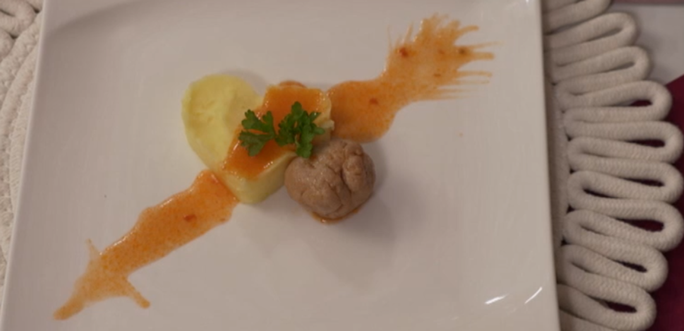 Predjedlo: Rozkotúľané po červenom koberci