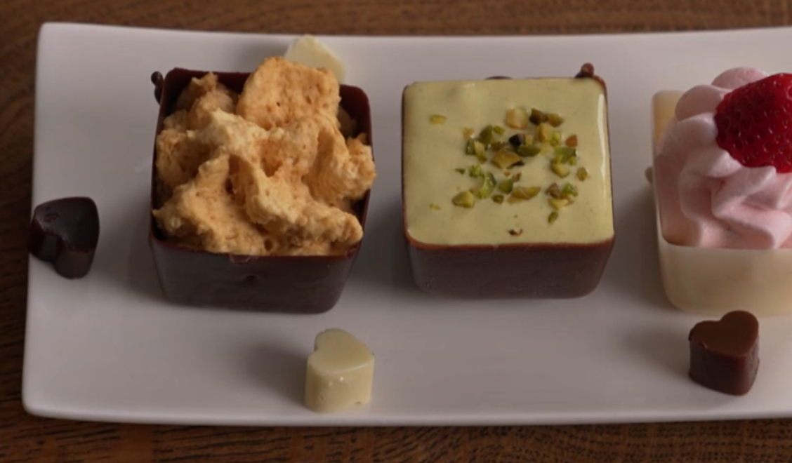 Dezert: S vložením cukru a farby