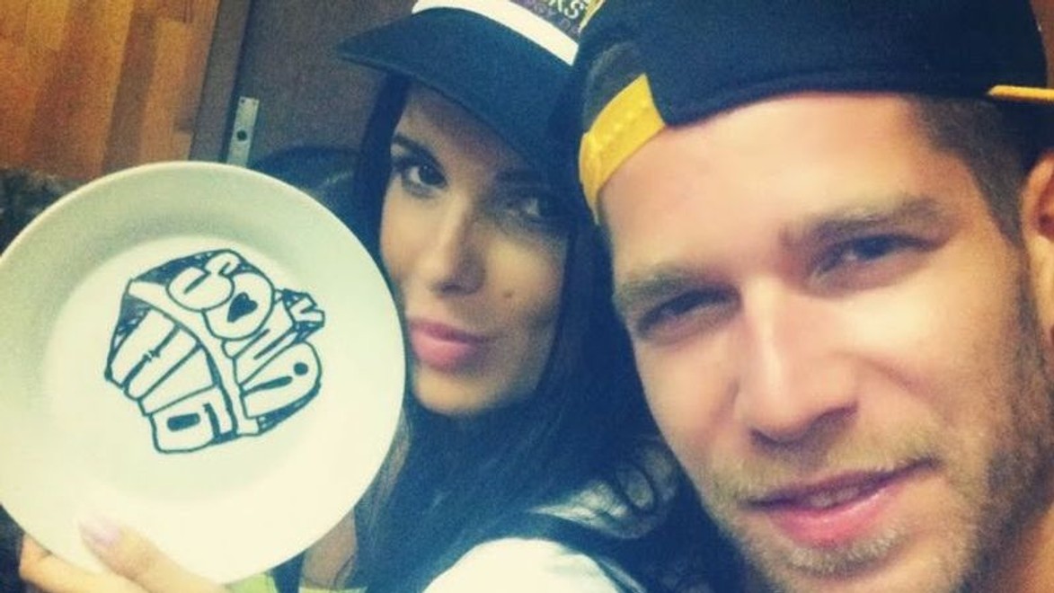 Skoncová v novom klipe H16: Stres a depresia!